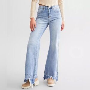 Flying Monkey stretch distressed high rise jeans size 24x30 $80
